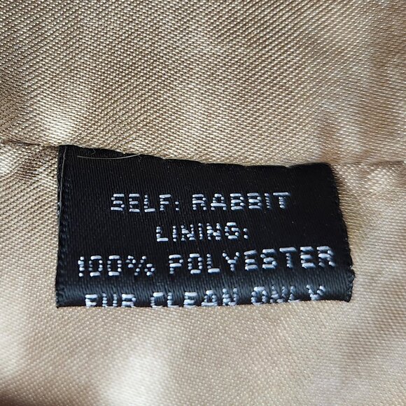 Fur Vest - Picture 11 of 13